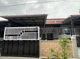 Dijual cepat rumah di Komplek Graha Indah Kelapa Gading Block M21
