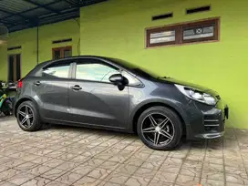 Kia Rio 2016 Bensin