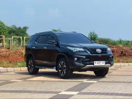 (DP 35JUTA) FORTUNER VRZ AT DIESEL TRD MATIC HITAM BLACK TERMURAH
