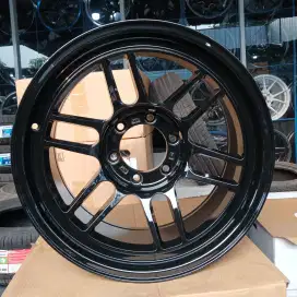 Enkei RPT ring 18x9 pcd 6x139,7 et 5 flow forming.  Fortuner dll