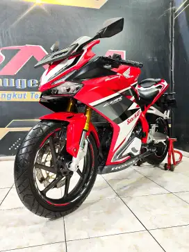 Cbr 250 Racing Red km.300perak mulus mewa 2020. Anugerah motor rungkut