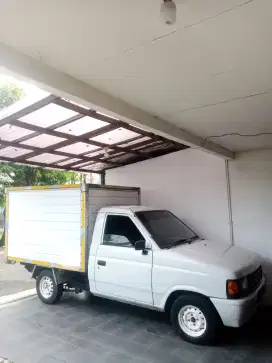 Isuzu Panther 1999 Box