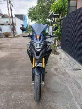 Jual CB 150x kilometer 600 dipake cuma beberapa kali mulus pisan