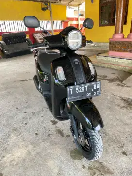 Jual motor milik pribadi