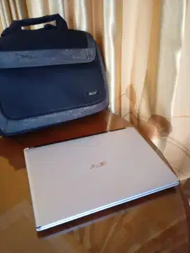 Laptop Acer Slim V5-431