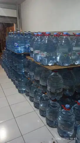 DICARI 1 KURIR PENGALAMAN GALON