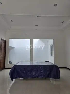 Rumah Kertajaya Indah, Baru Renov, Strategis Sutabaya Timur