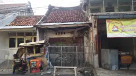 Jual rumah tua bisa komersil di Kemenangan, Glodok, Taman Sari
