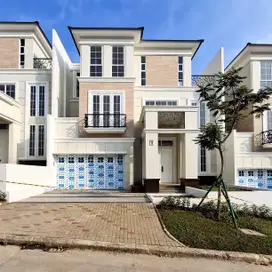 RUMAH UPSLOPE 2½ LANTAI READY STOCK DISENTUL