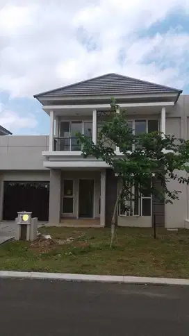 Dijual Rumah Rapi Terawat di Suvarna Sutera Harga Bagus Murah