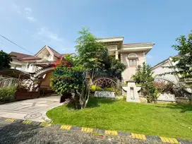 Rumah Mewah Siap Huni di Jalan Kembar Araya Lingkungan Elite & Tenang