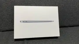 MacBook Air M1 Space Gray 8/256 masih garansi iBox sd Agustus 2025