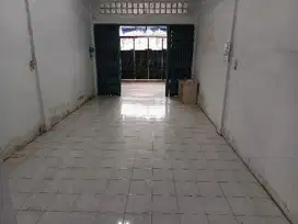 Disewakan rumah jalan karantina /kh.syeikh Wahab Rokan