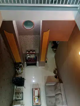 Dijual Rumah 2 Lantai di Jl. Bunga bunga tengah Kota Malang