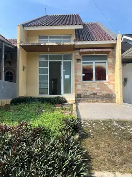 Disewakan Rumah di Cluster Sentul City