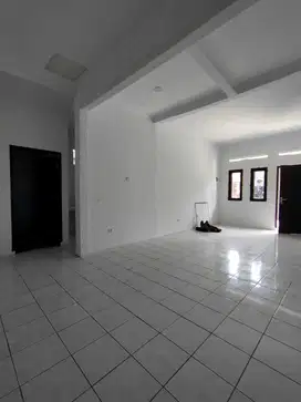 NYAMAN TINGGAL DISINI DEKAT JALAN UTAMA RUMAH TAMAN KOPO INDAH BANDUNG