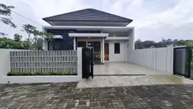 1 UNIT RUMAH MODERN, DESAIN KONTEMPORER DI NGEMPLAK