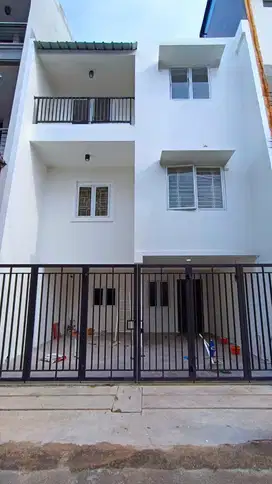Dijual Rumah Tj. Duren – Siap Huni, Strategis, Aman dan Bebas Banjir