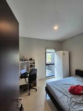 Rumah full furnished siap huni  di summarecon bekasi, Bekasi
