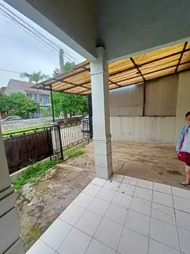 RUMAH CLUSTER FAVORIT TAMAN KOPO INDAH BANDUNG