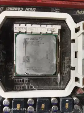 Dijual Motherboard
    AMD Athlon AC X2600 CK 23GM
     Memori 4 GB