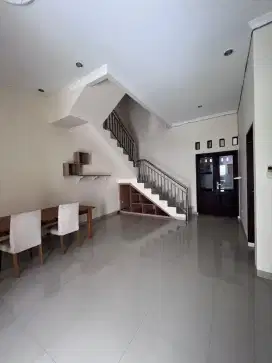 Dijual Cepat!! Rumah Cluster Dikawasan Cirendeu Dekat MRT Lebak Bulus