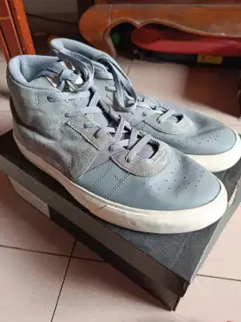 Dijual murah sepatu ORI Jordan series mid cool grey/black vail