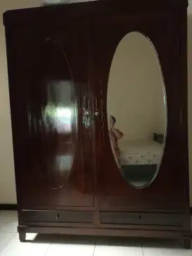 Lemari cantik & antik