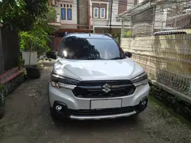 suzuki XL7 alpha hybrid AT 2024 putih two tone menawan