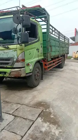 Sewa truk pindahan rumah dan alat proyek bangunan dan lain2