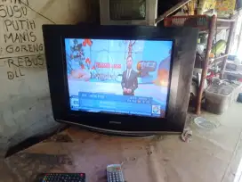 jual tv 21in slim samsung harga 350 nego siap antar