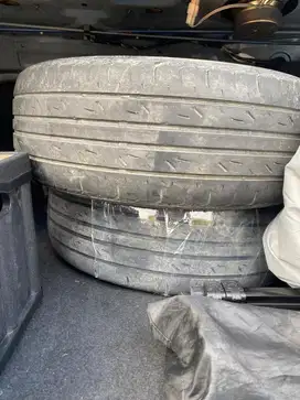 Ban Mobil bekas R14 Bridgestone 2pcs