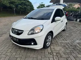 Brio E CVT Matic 2015