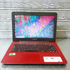 Asus X455LF Core i3-4005U Ram 10gb SSD 256gb VGA 930m 2gb 981