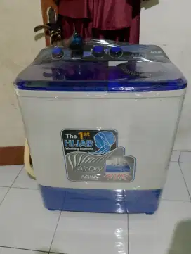 Mesin cuci merek Aqua kap 8kg