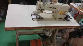 Dijual mesin jahit merk typical timbul dan sudah dynamo servo