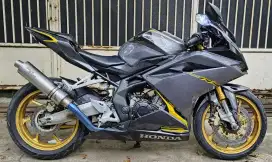 CBR250RR 2016 ABS RARE COLOUR !!