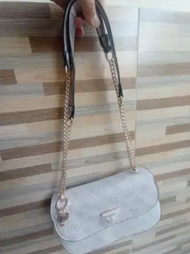 Tas guess pendek panjang bisa