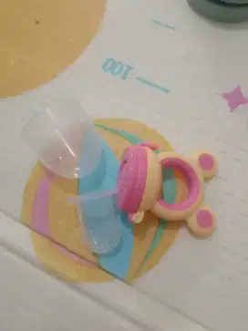 Dot buah anak suka