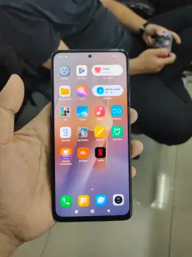 Jual hp Xiaomi note 12 pro RAM 8/256 kondisi mulus