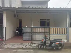 DIKONTRAKKAN RUMAH PERTAHUN
