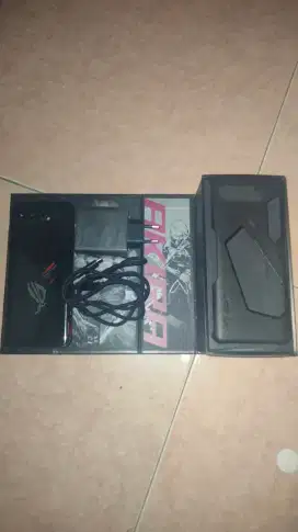 Rog phone 5s 8/128 matot