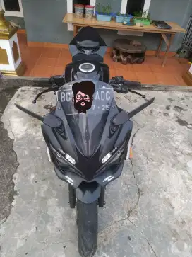 Honda CBR 150 R 2020