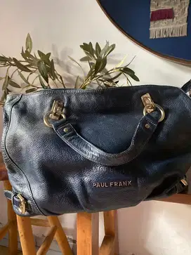 Tas besar Paul Frank