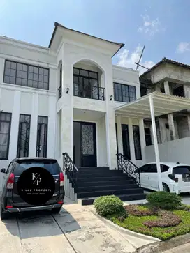 Dijual Rumah Cantik Semi Furnish Siap Huni di Sentul City Bogor.