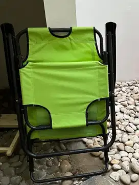 Kursi lipat santai
