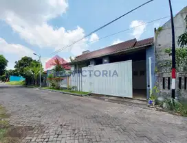 Rumah Luas Dekat Terminal Arjosari Cocok untuk Keluarga Besar