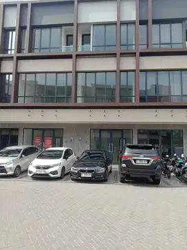 Ruko 3 lantai Rapi siap pakai di Northridge BSD City