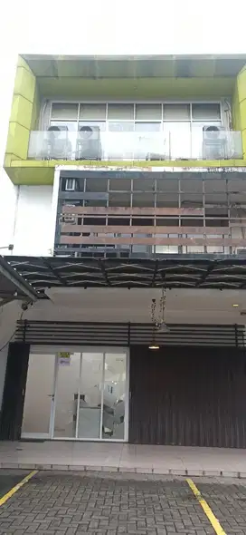 Ruko 3 Lantai di Dekat Pasar Modern Bintaro