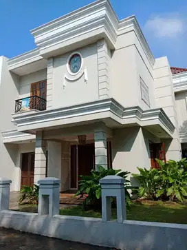 DIJUAL RUMAH CLASSIC MODERN LEBAK BULUS SHM HARGA NEGO